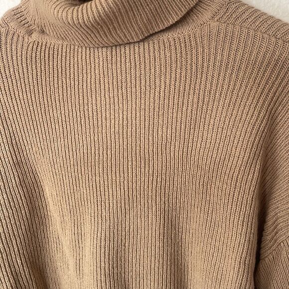 Tan cropped sweater - Picture 5 of 5